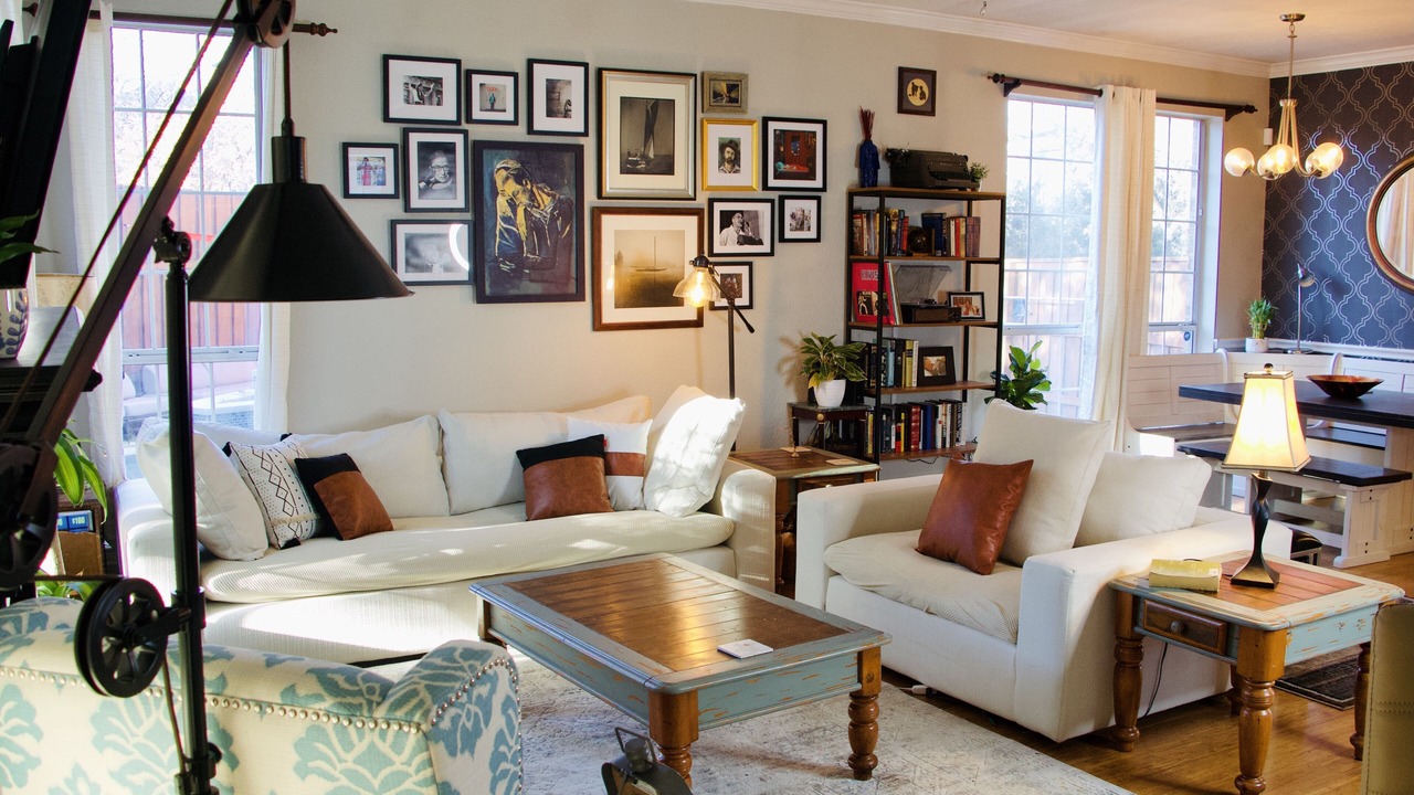 Photo of Livingroom in McNeil