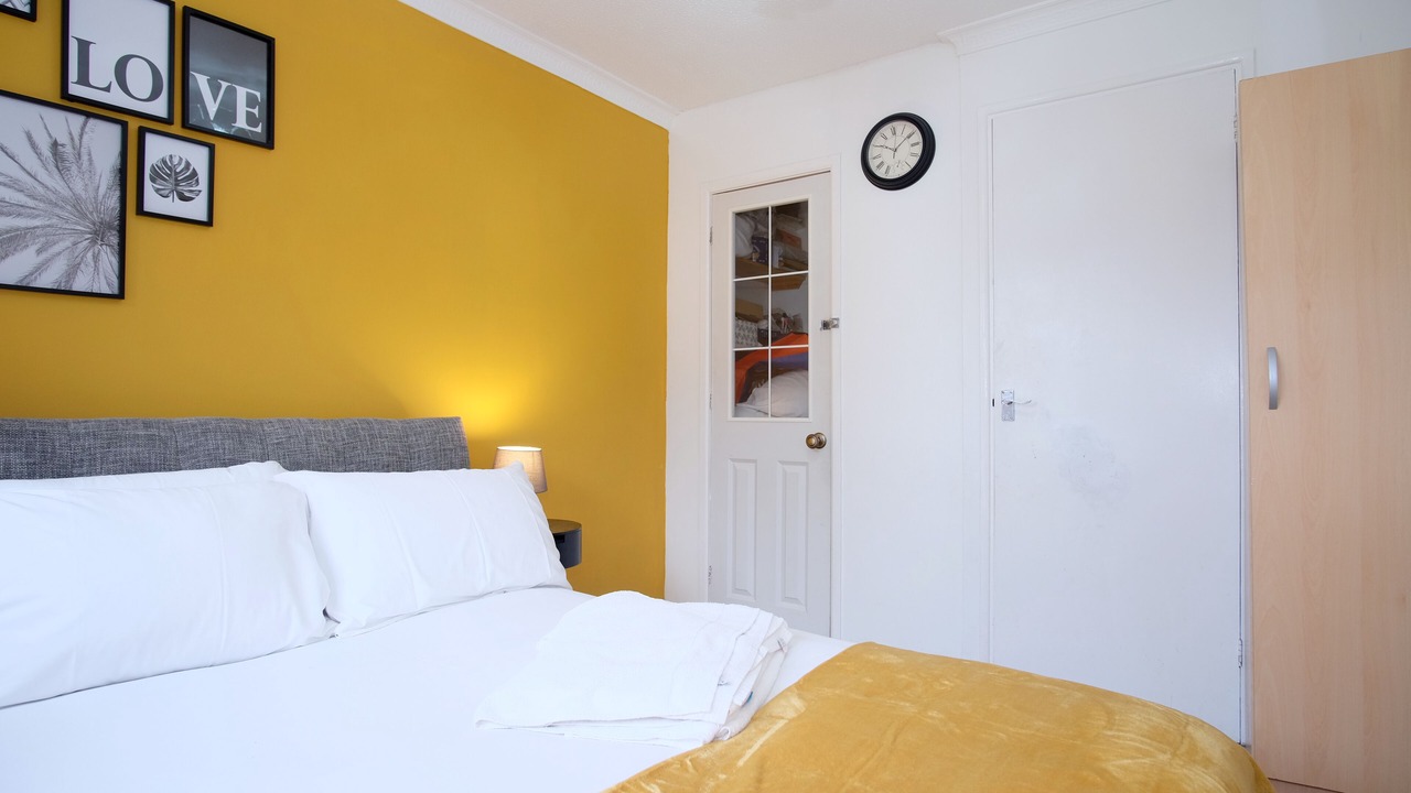 Photo of Bedroom in Goresbrook