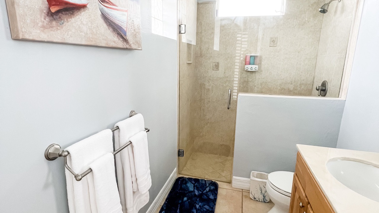 Photo of Bathroom in Pelican