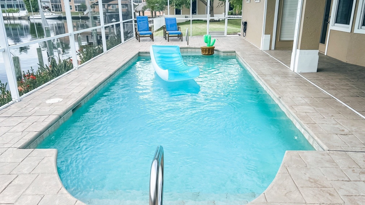 Photo of Outdoor in Pelican