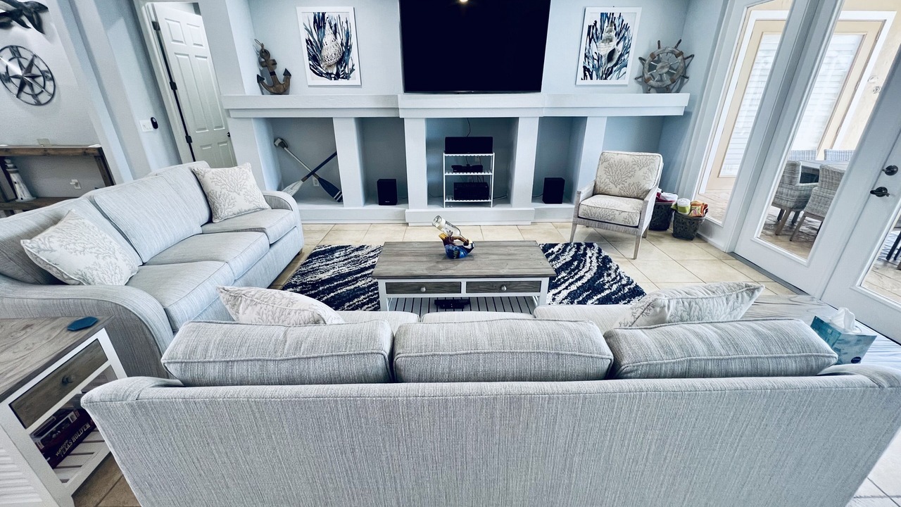 Photo of Livingroom in Pelican