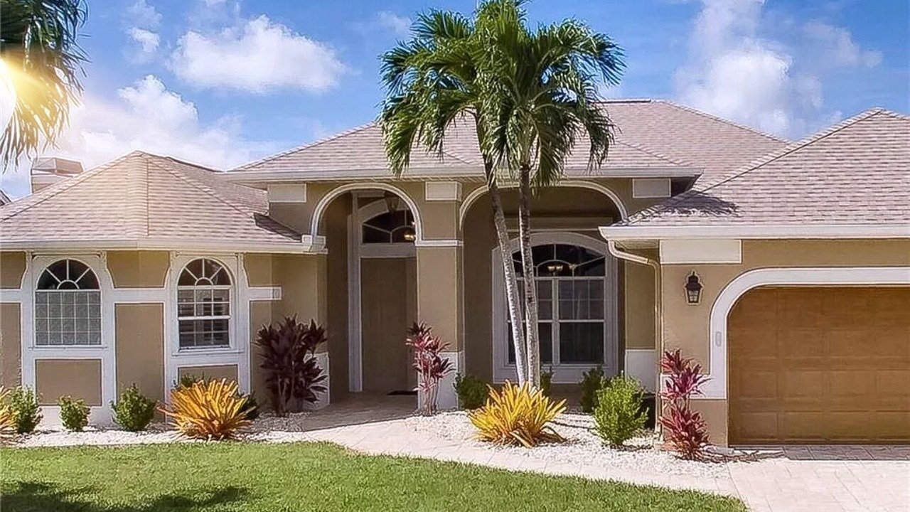 Photo of Outdoor in Pelican