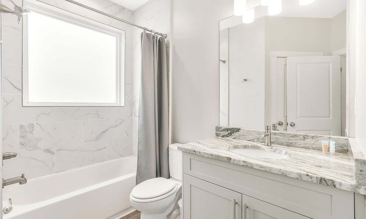 Photo of Bathroom in Orange Beach