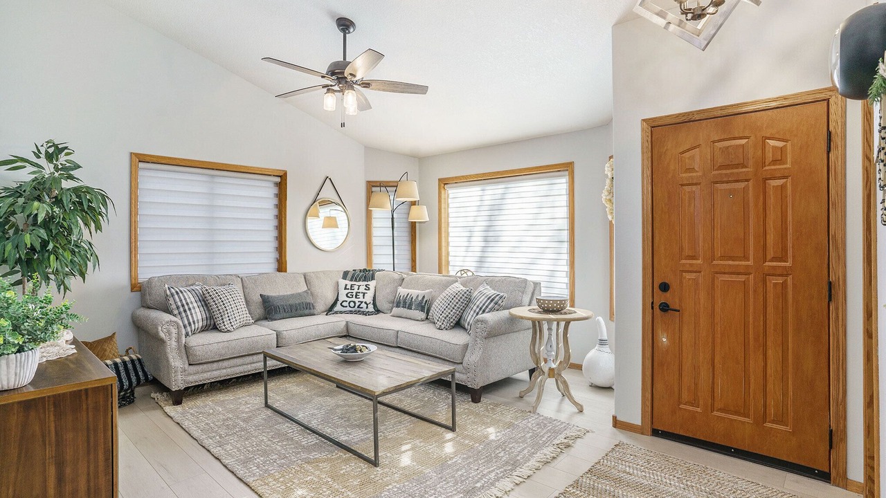Photo of Livingroom in Sioux Falls