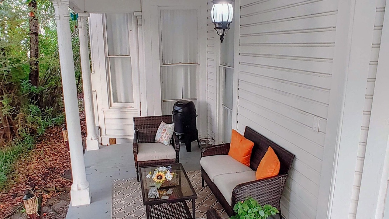 Photo of Outdoor in Highland Historic District