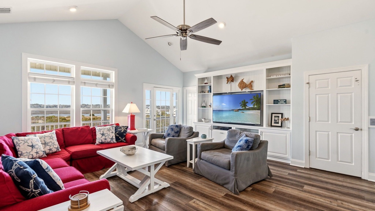 Photo of Livingroom in Ocean Isle Beach