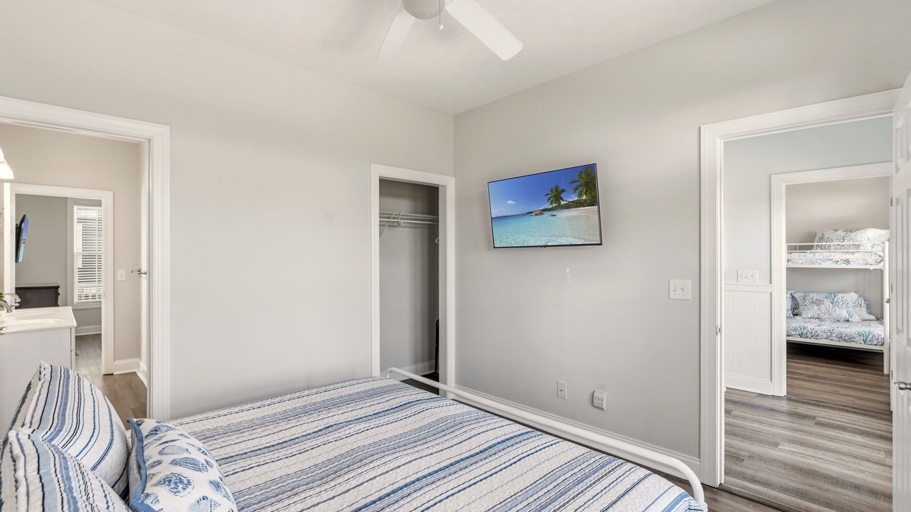 Photo of Bedroom in Ocean Isle Beach