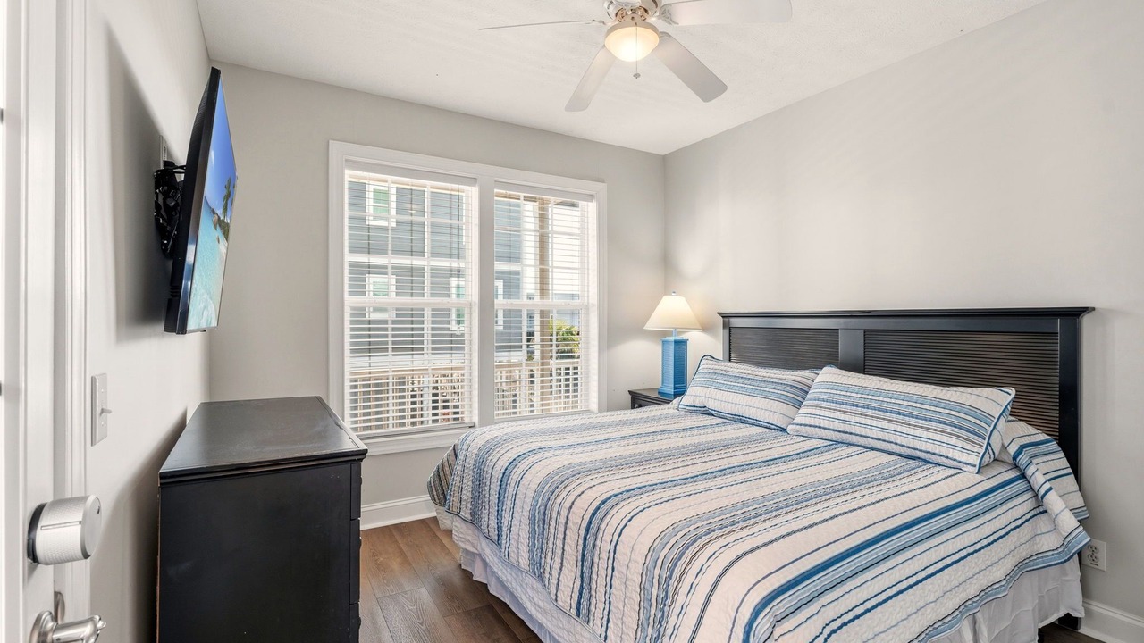 Photo of Bedroom in Ocean Isle Beach