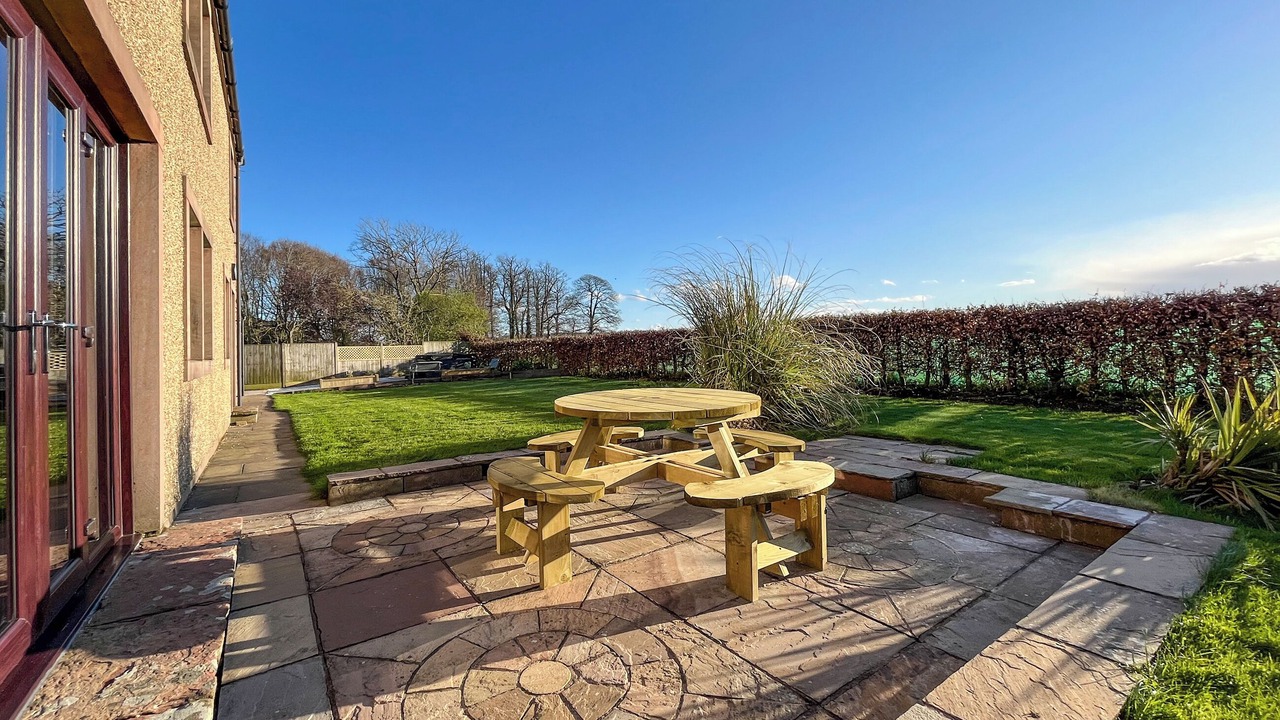 Photo of Others in Wreay