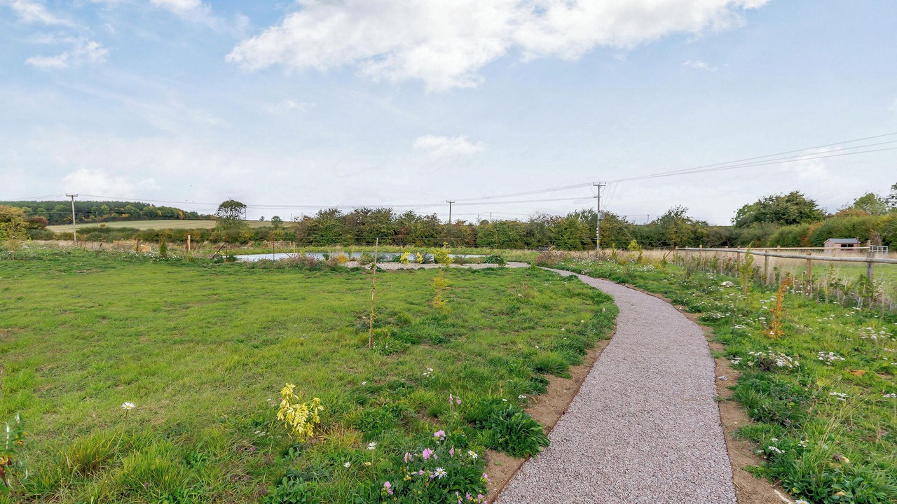 Photo of Outdoor in Old Somerby