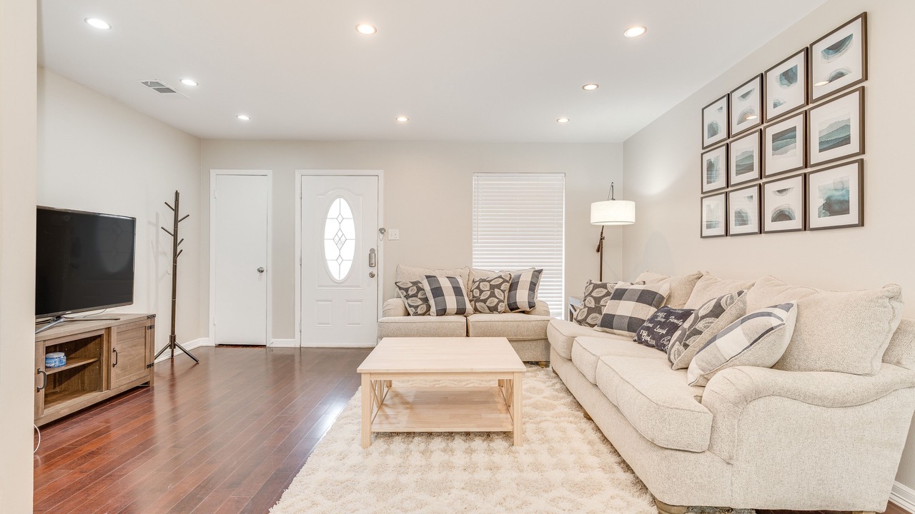 Photo of Livingroom in Richardson