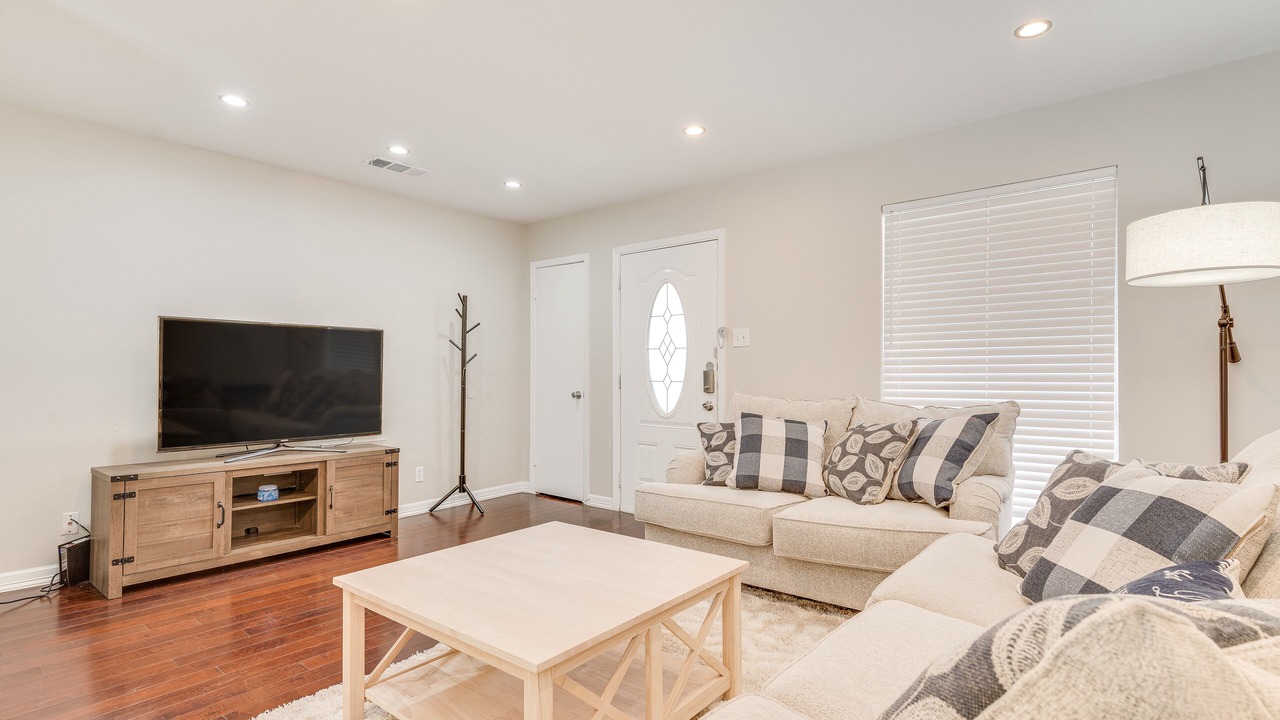 Photo of Livingroom in Richardson