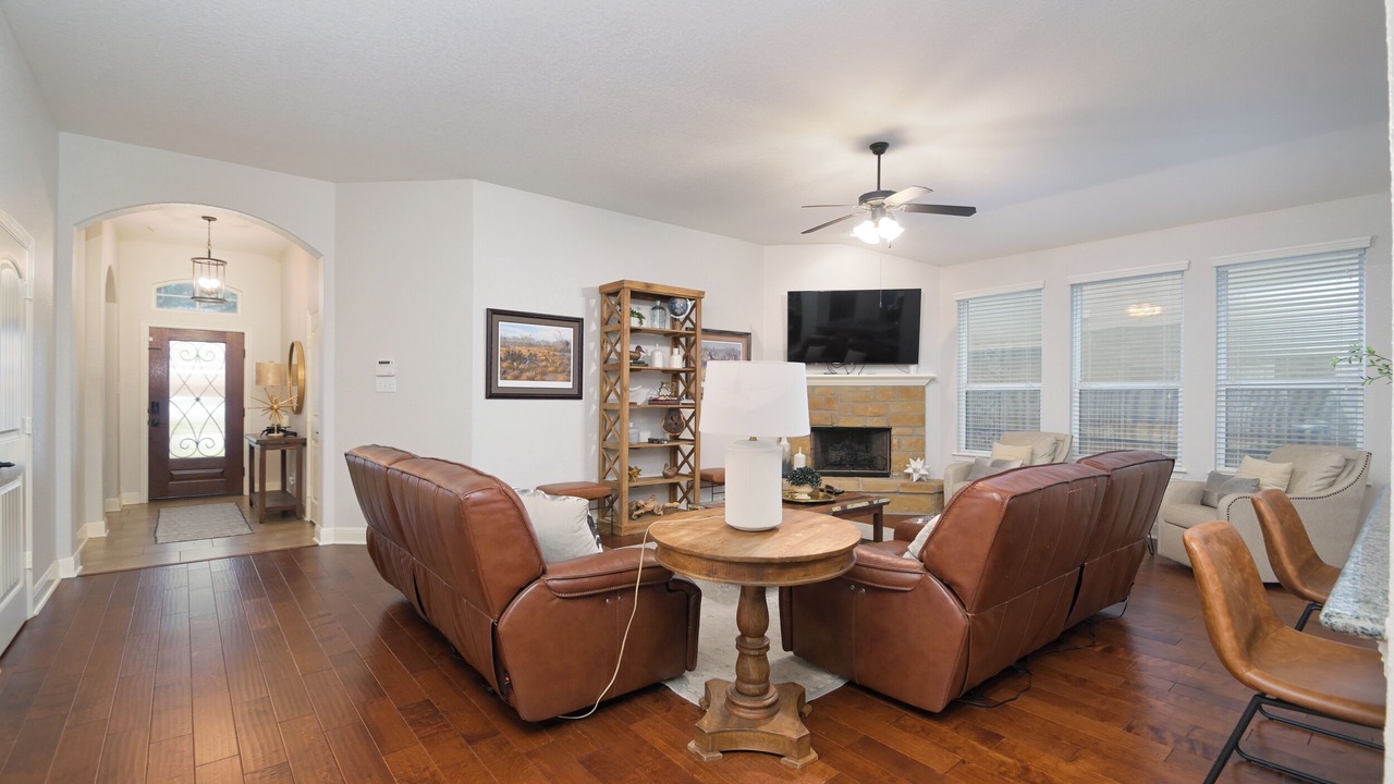 Photo of Livingroom in Cibolo