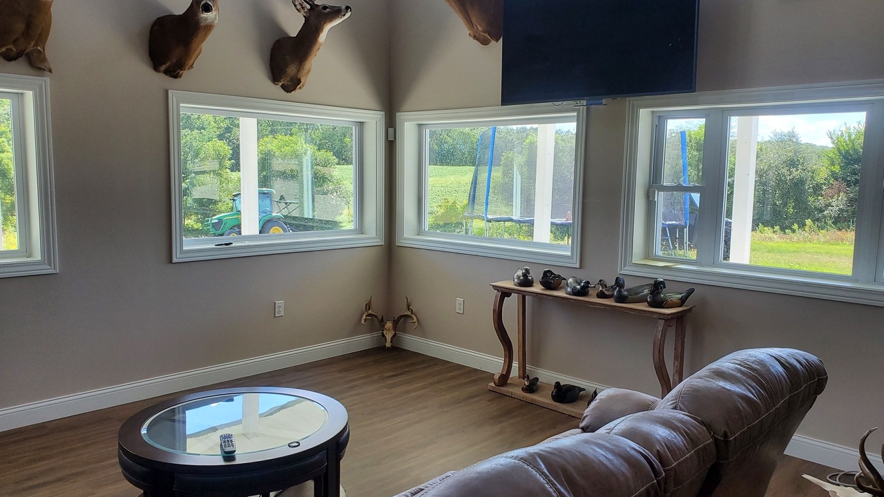 Photo of Livingroom in Sunnyland