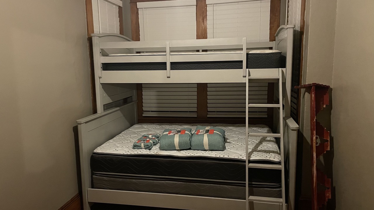 Photo of Bedroom in Spur