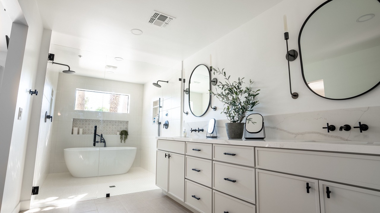 Photo of Bathroom in Knoell Scottsdale