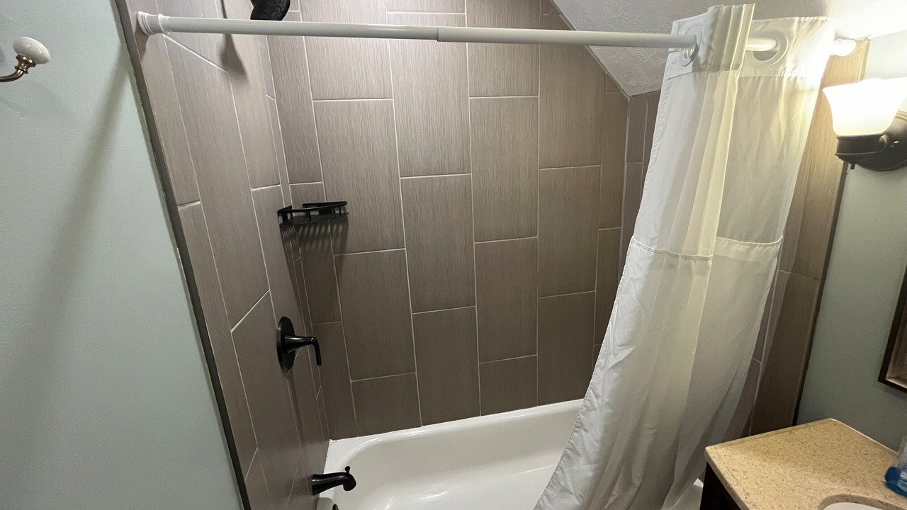 Photo of Bathroom in Caryville