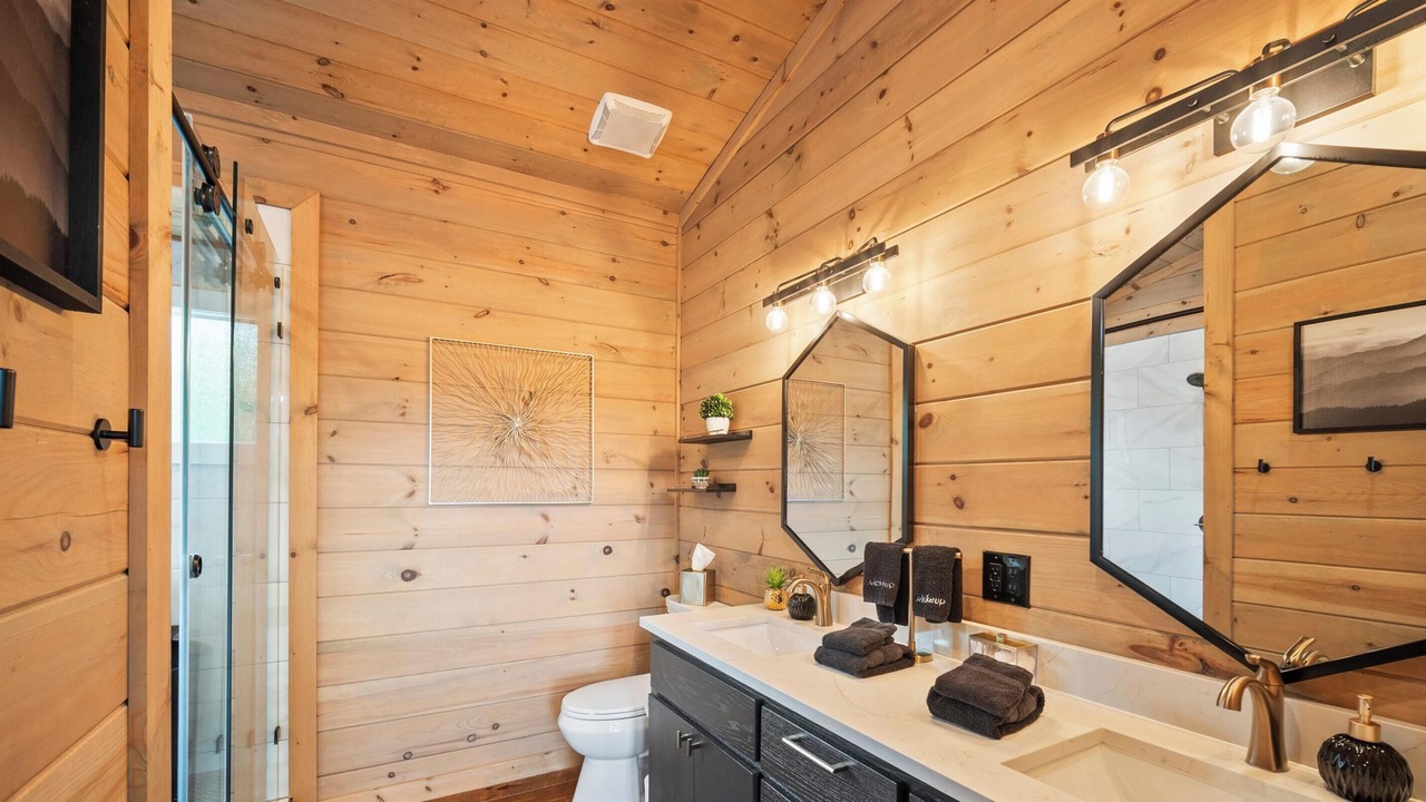 Photo of Bathroom in Epworth