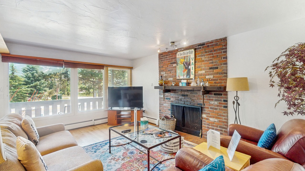 Photo of Livingroom in Vail