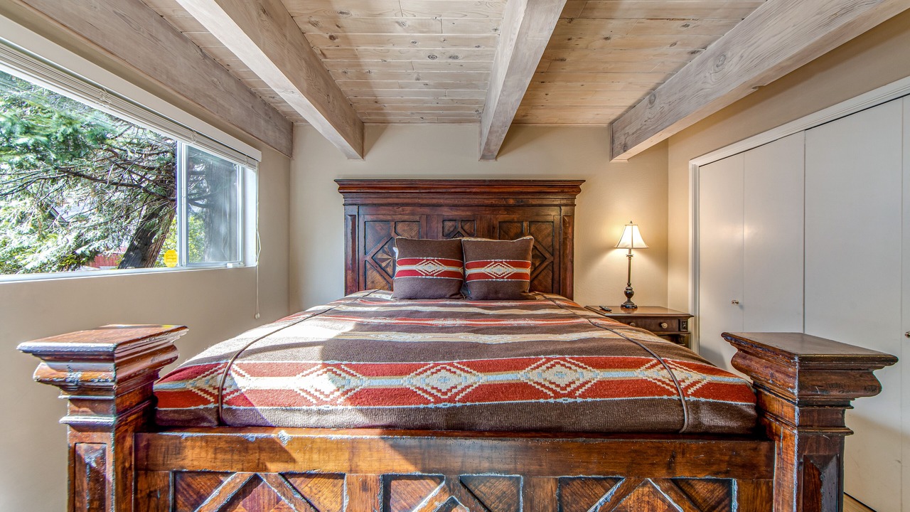 Photo of Bedroom in Cedar Glen