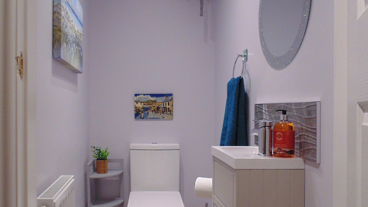 Photo of Bathroom in Newburgh