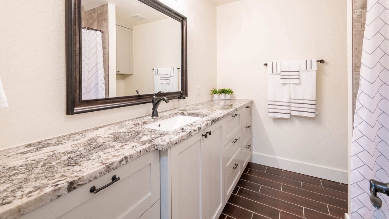 Photo of Bathroom in Kingsland