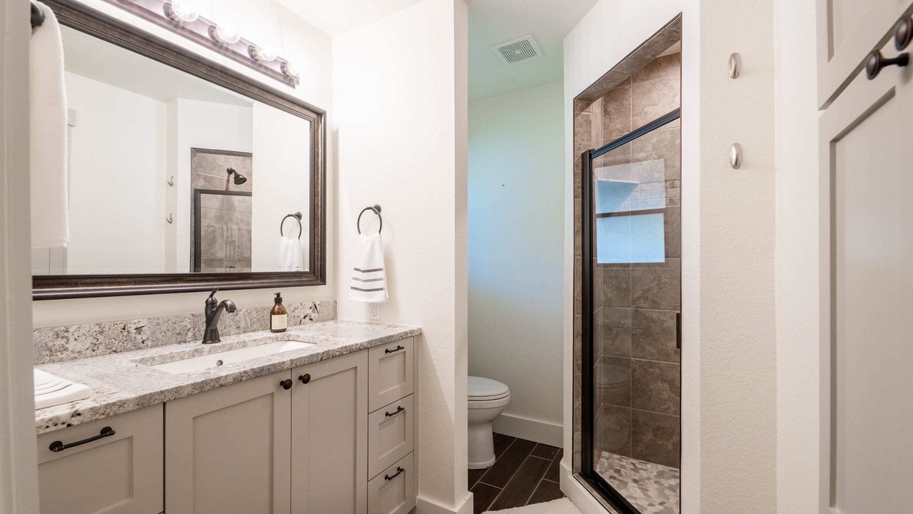 Photo of Bathroom in Kingsland