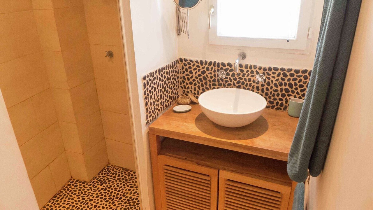Photo of Bathroom in Loupia