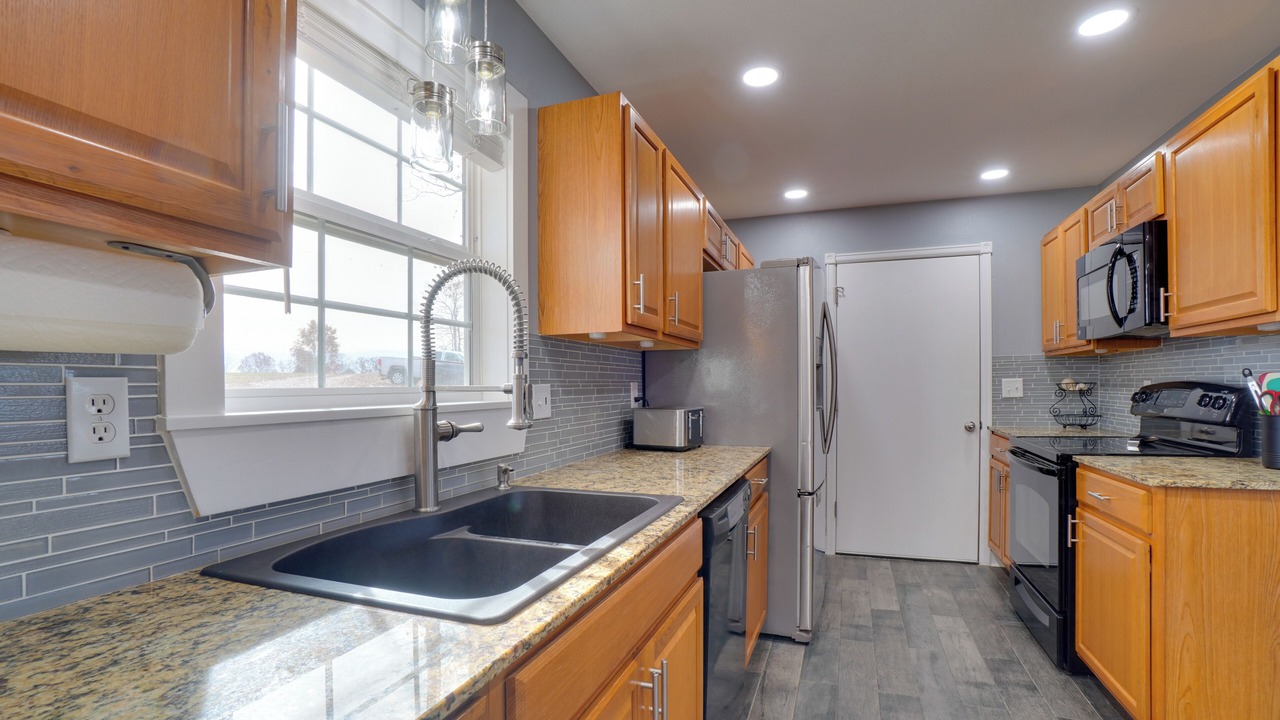 Photo of Kitchen in Golden
