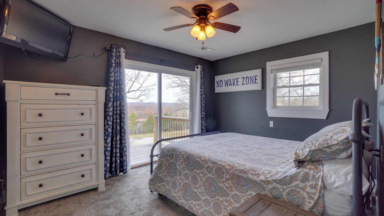 Photo of Bedroom in Golden