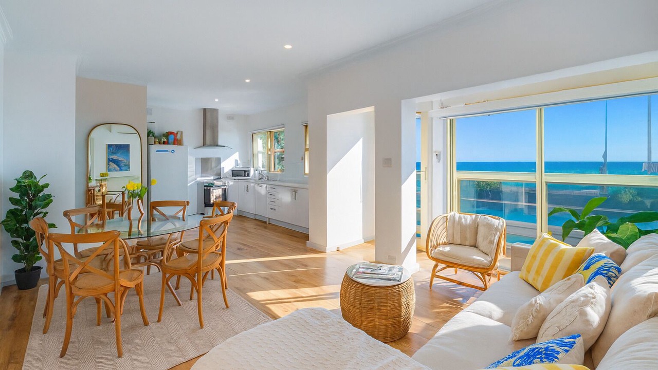 Photo of Livingroom in Glenelg North