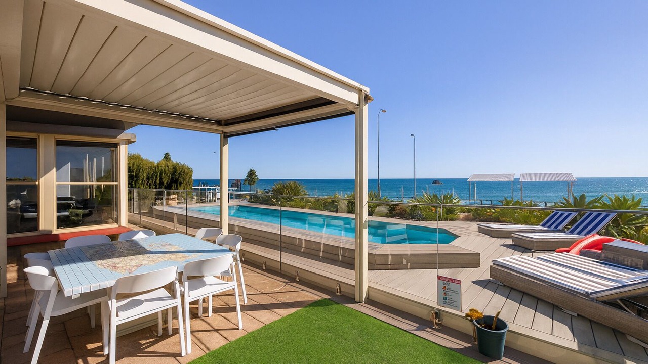 Photo of Outdoor in Glenelg North