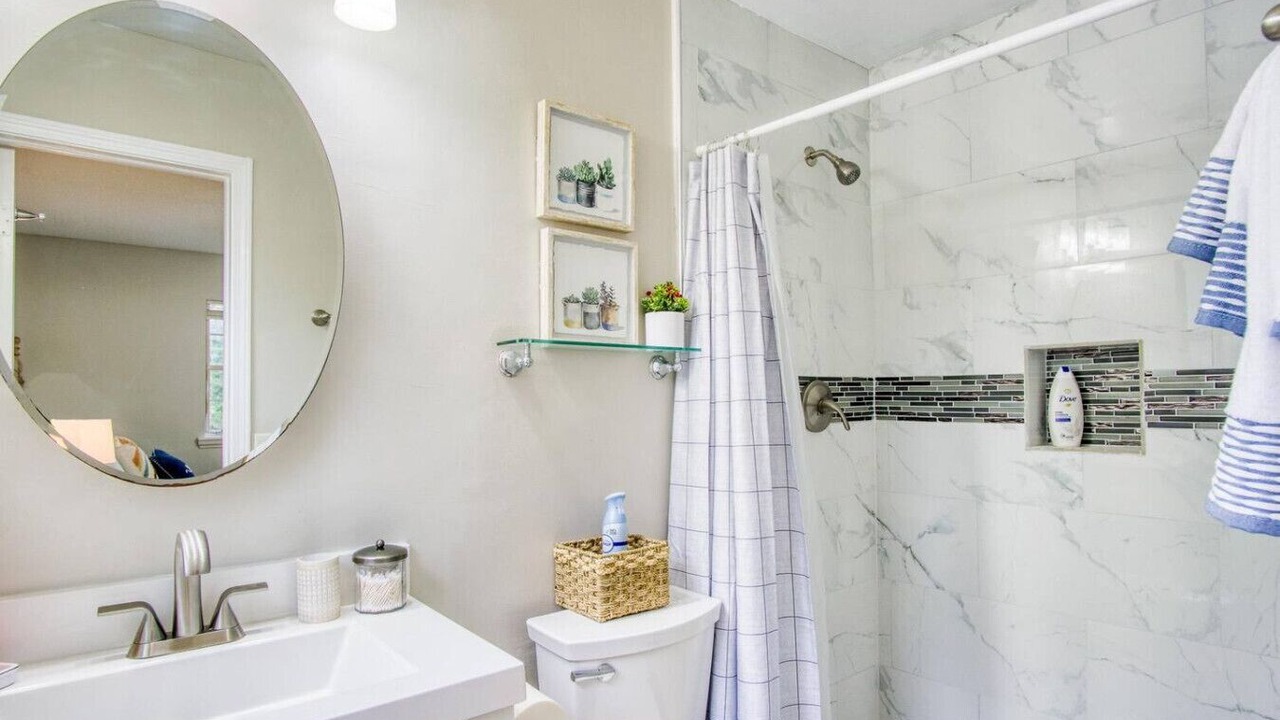 Photo of Bathroom in Southpoint