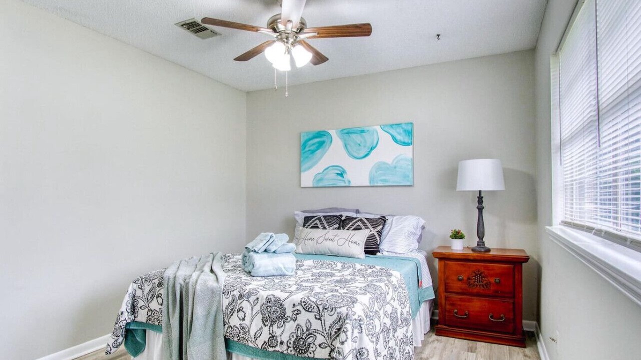 Photo of Bedroom in Southpoint