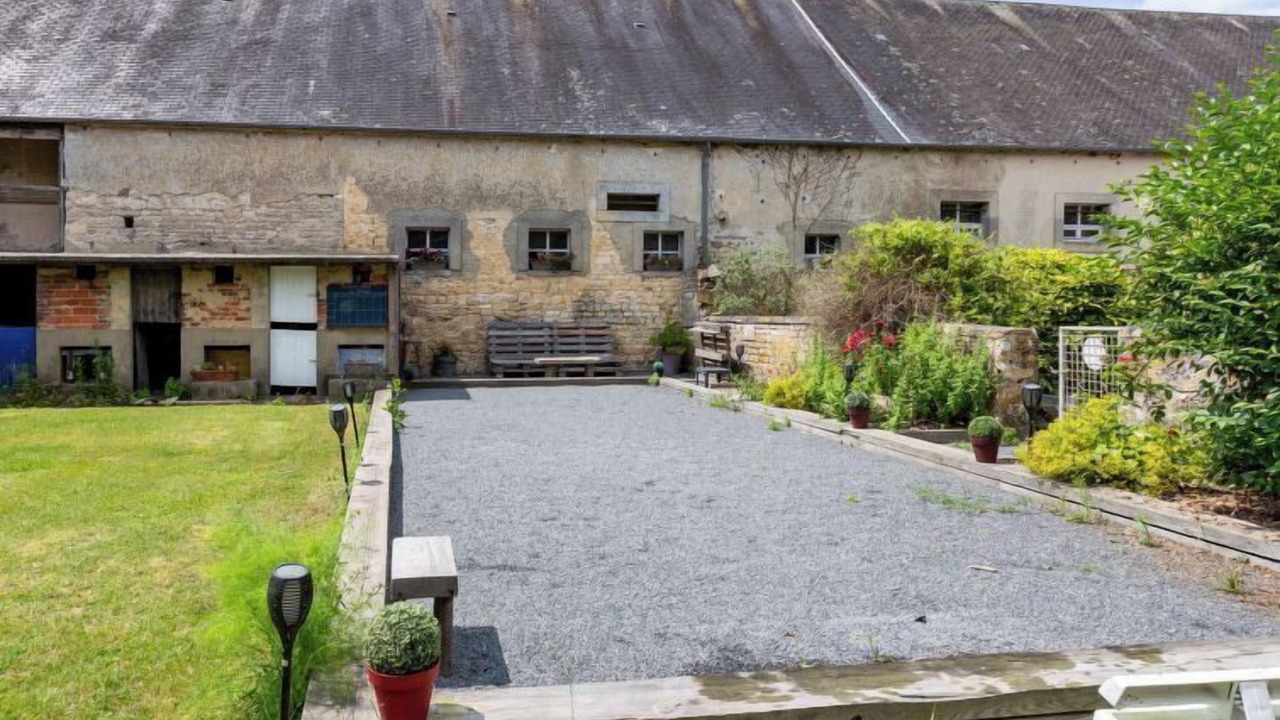 Photo of Outdoor in Englesqueville-la-Percee