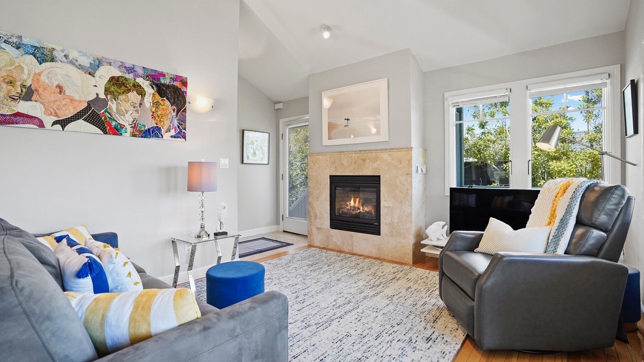 Photo of Livingroom in Sausalito