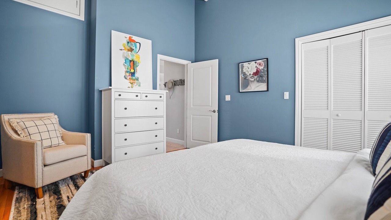 Photo of Bedroom in Sausalito
