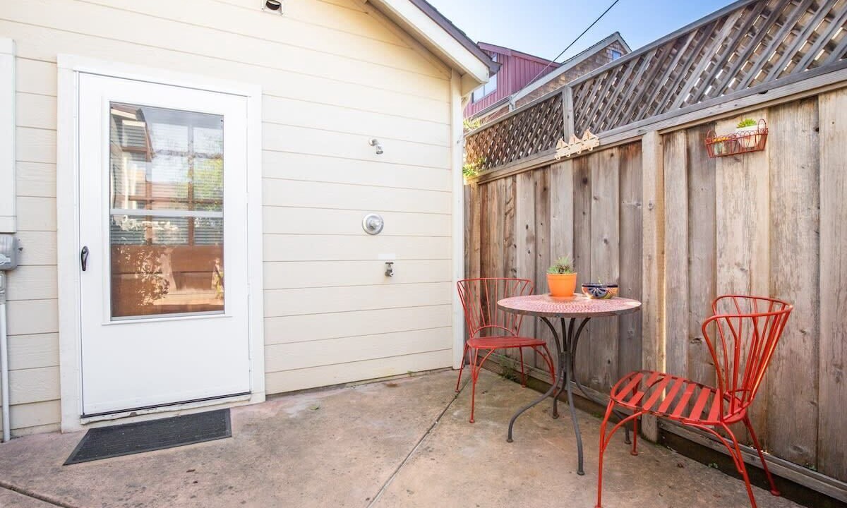 Photo of Outdoor in Seabright