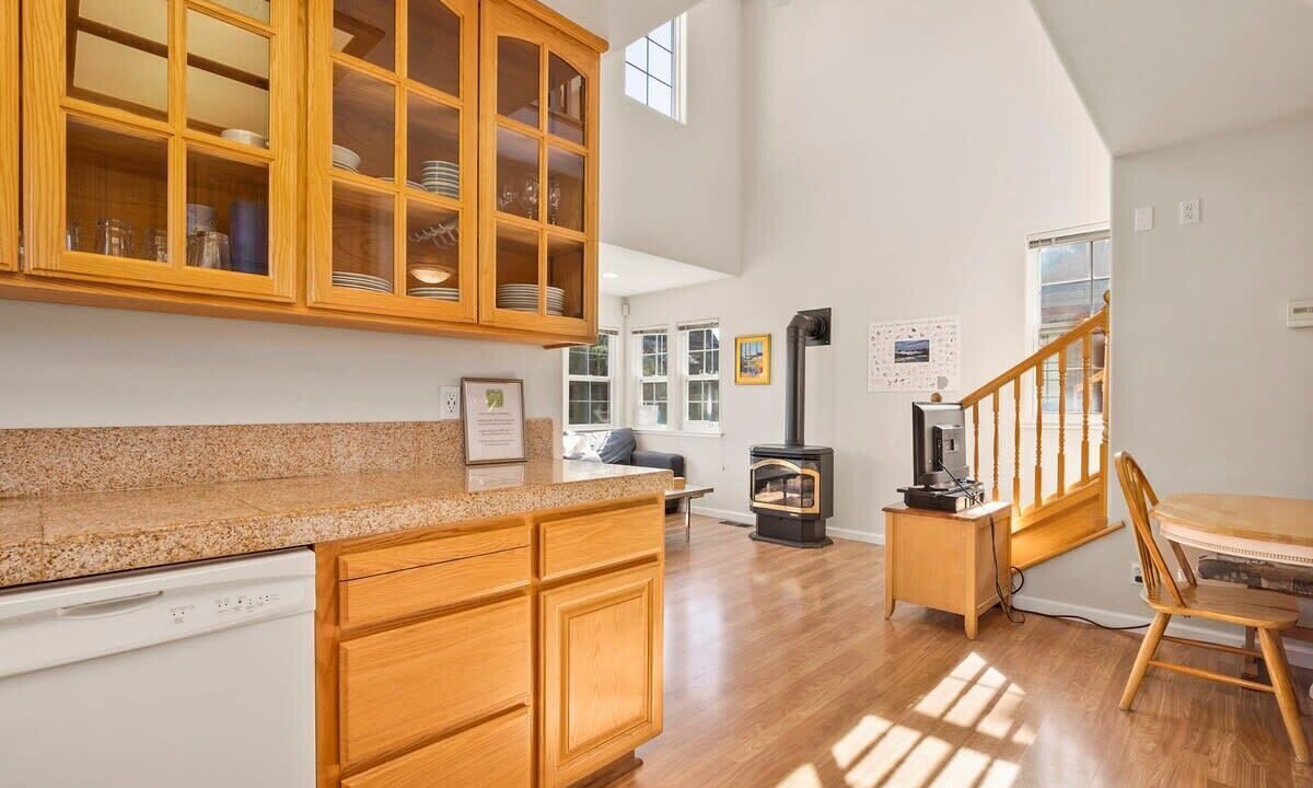 Photo of Others in Seabright