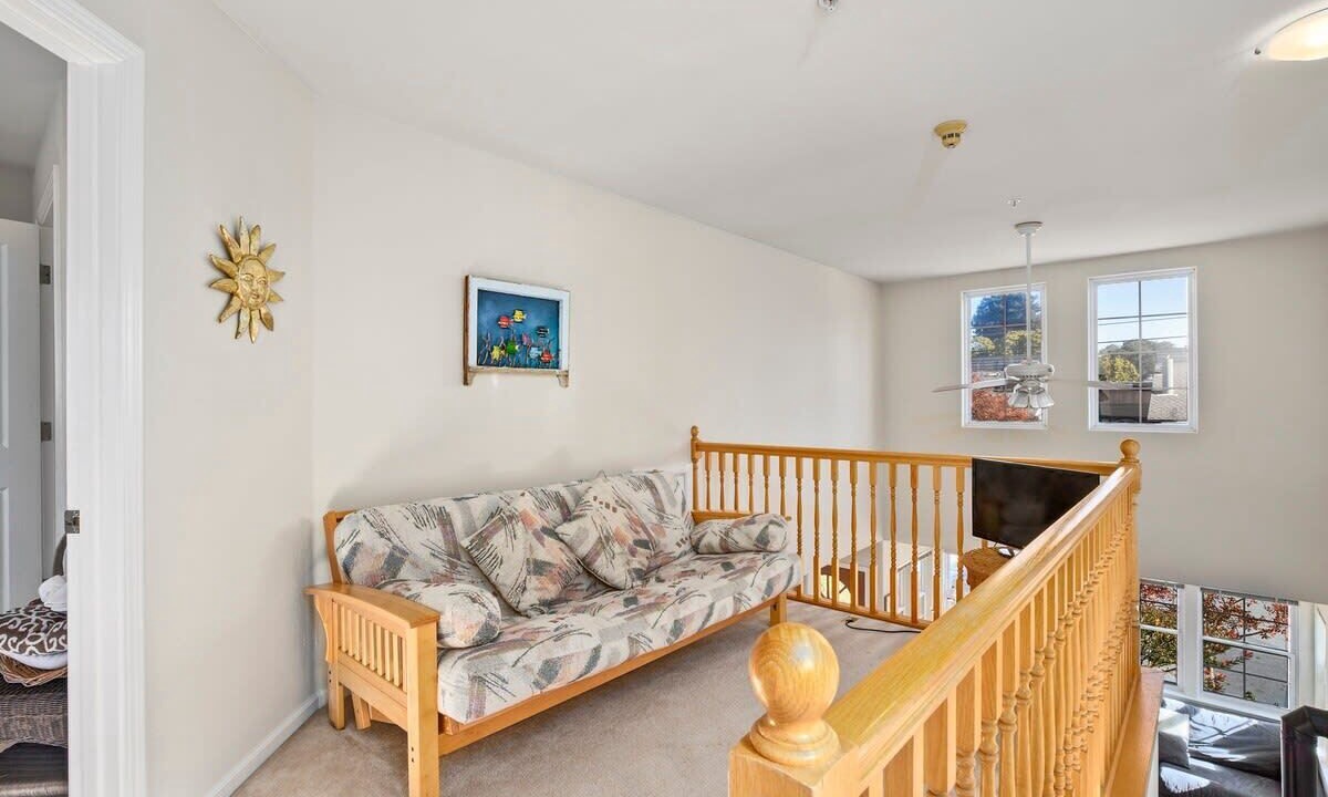 Photo of Livingroom in Seabright