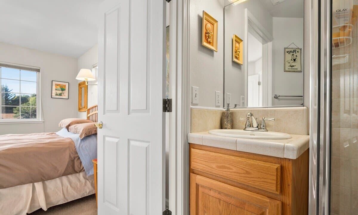 Photo of Bedroom in Seabright