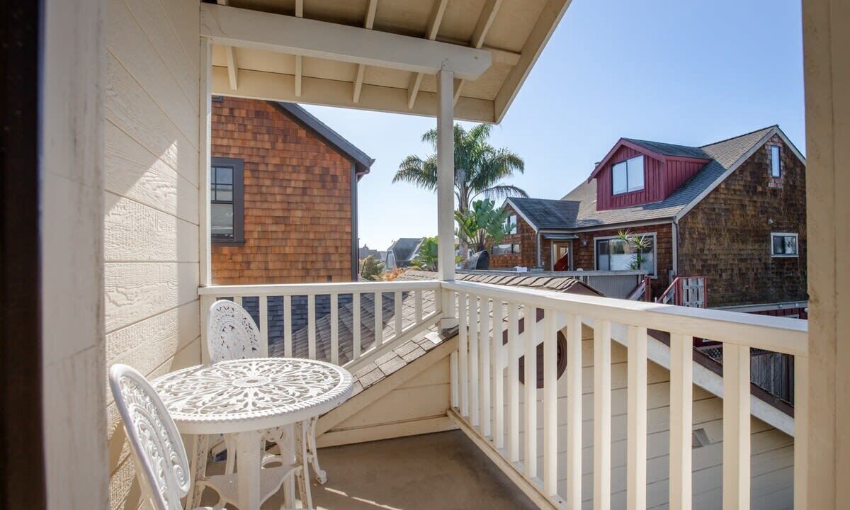 Photo of Outdoor in Seabright