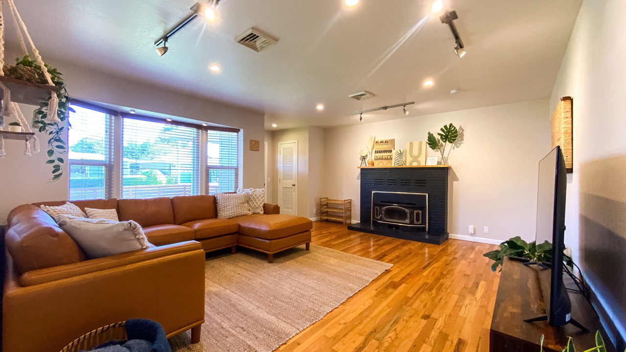 Photo of Bedroom in Crescent City North