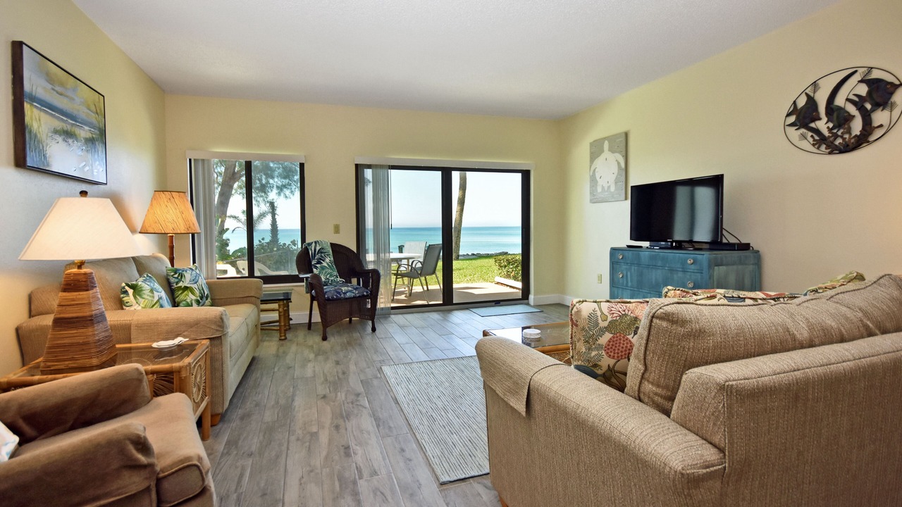 Photo of Livingroom in Englewood