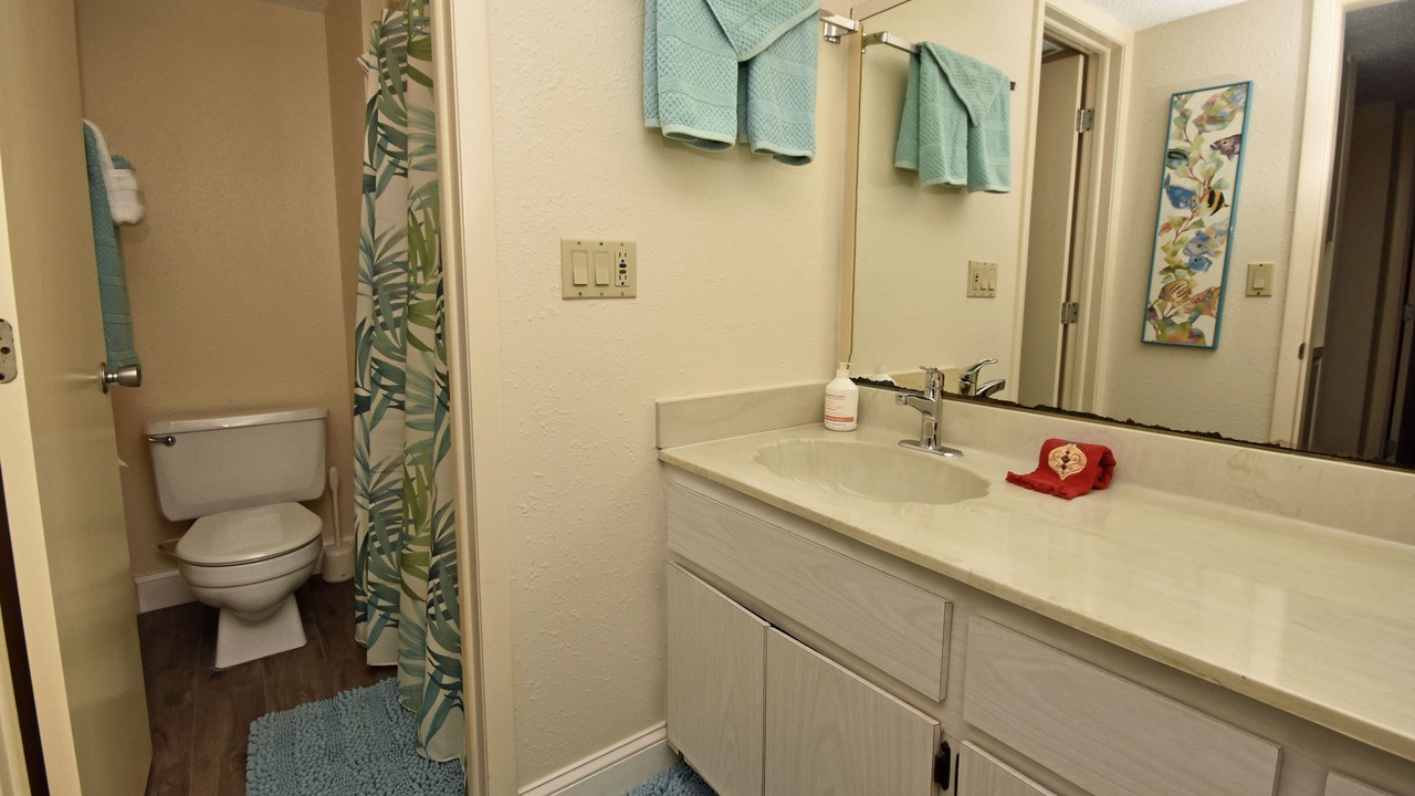 Photo of Bathroom in Englewood