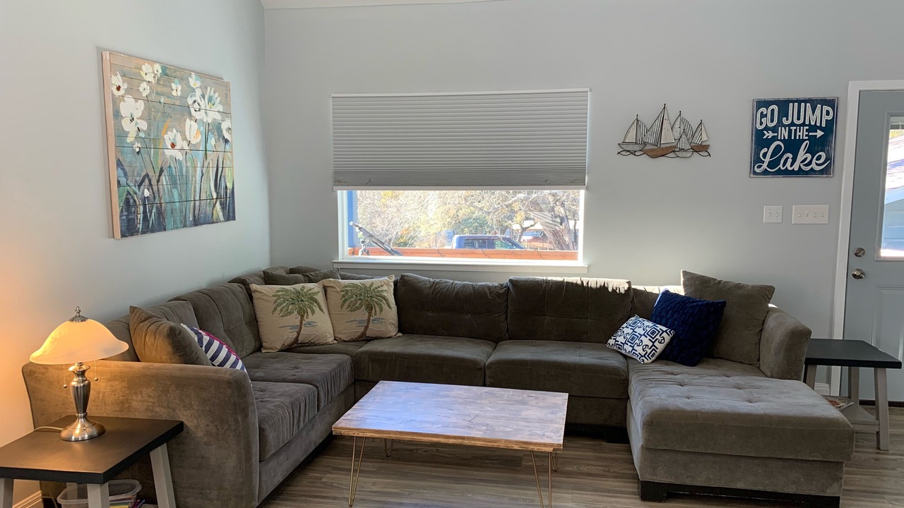 Photo of Livingroom in Leander