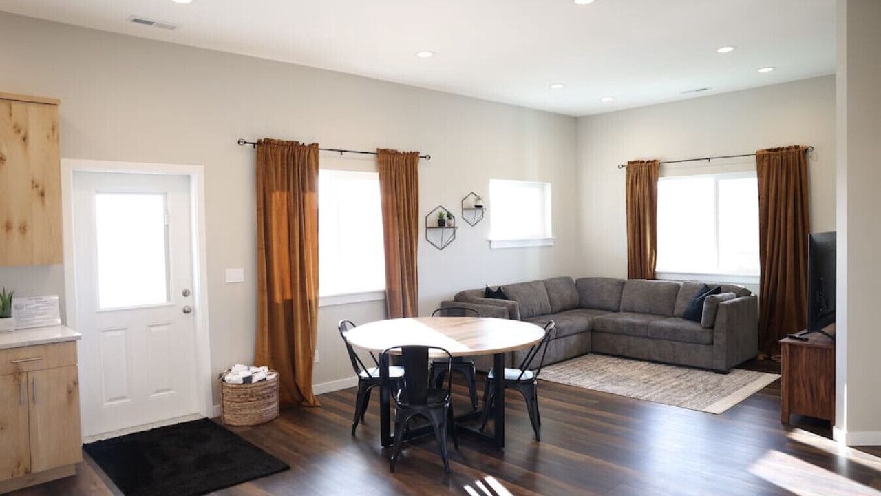 Photo of Livingroom in Ellensburg