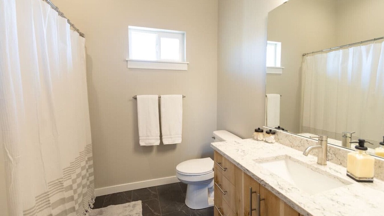 Photo of Bathroom in Ellensburg