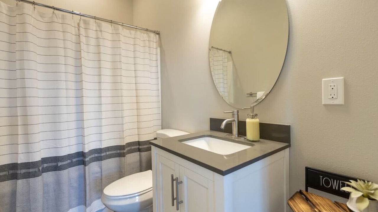 Photo of Bathroom in Ellensburg