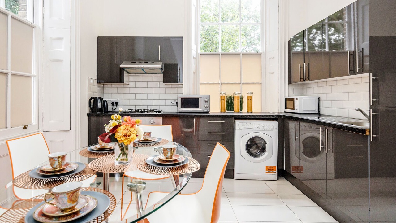 Photo of Kitchen in Canary Wharf